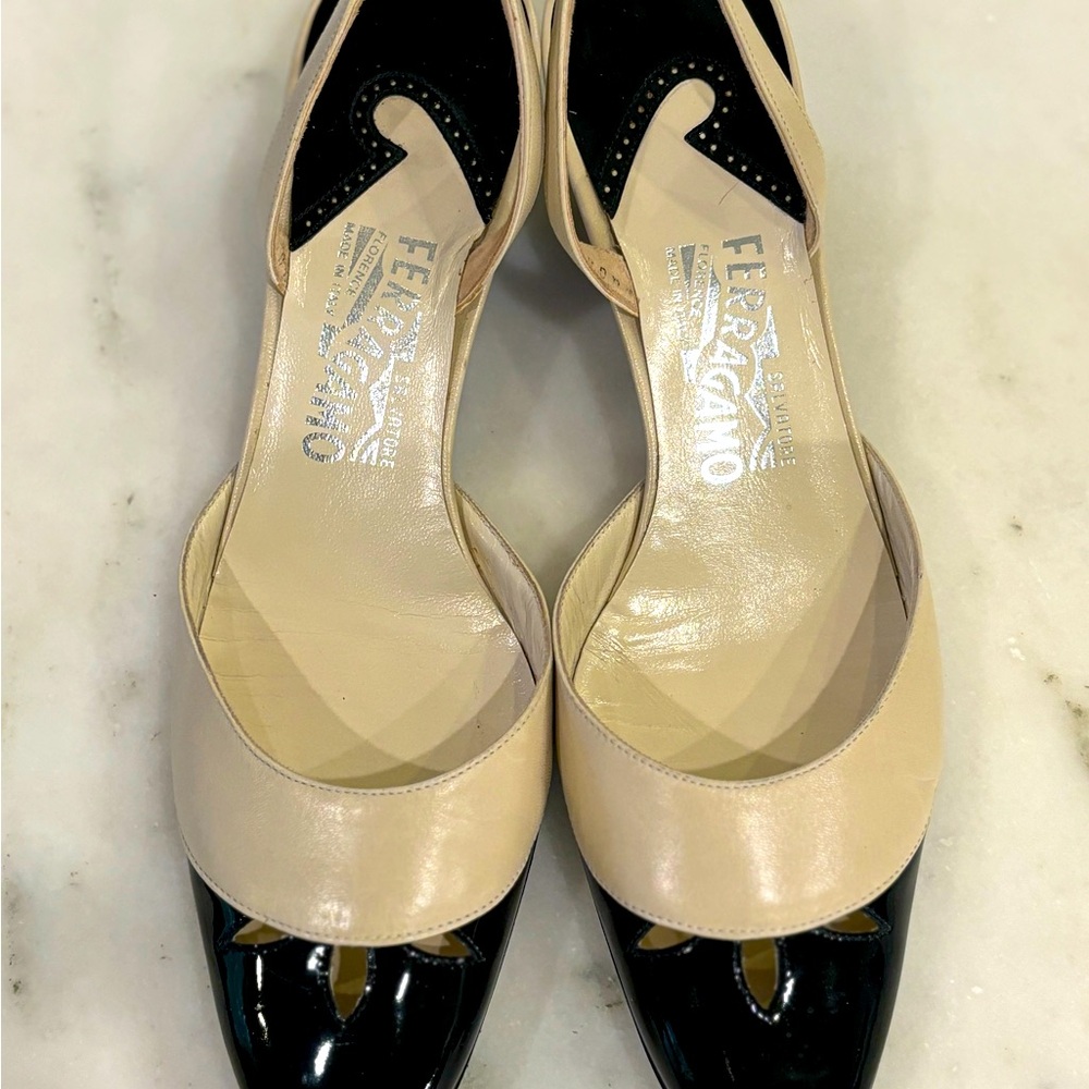 Salvatore Ferragamo black/beige classic slingback. Size 7 1/2. Great condition.